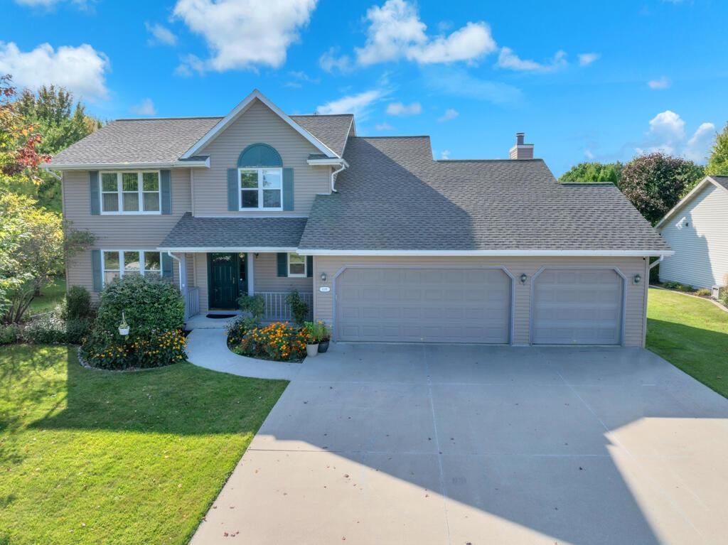 Photo of N6188 Shadybrook LANE, Sheboygan, WI 53083 (MLS # 1936284)