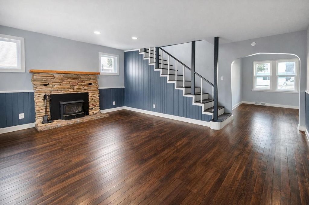 Photo of 131 21st Avenue South Ave, Wisconsin Rapids, WI 54495 (MLS # 22600113)