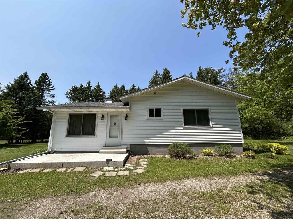 Photo of N1901 Kutz ROAD, Marinette, WI 54143 (MLS # 50325637)