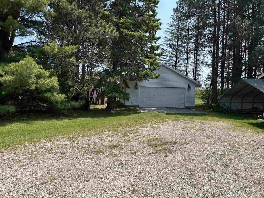 Photo of N1901 Kutz ROAD, Marinette, WI 54143 (MLS # 50325637)