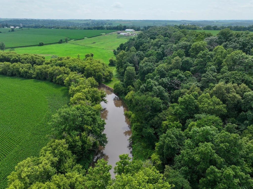 Photo of 34.59 Acres Riverbend ROAD, Gratiot, WI 53541 (MLS # 2031617)