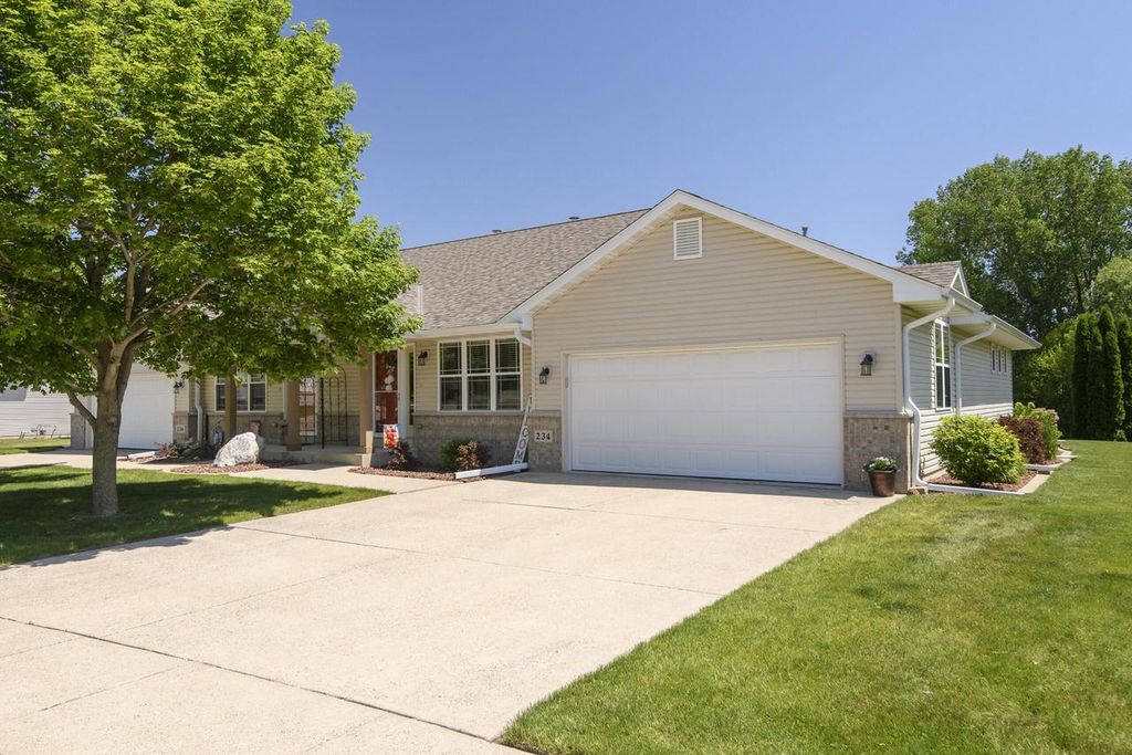 Photo of 234 Brookside DRIVE, Mayville, WI 53050 (MLS # 1964718)