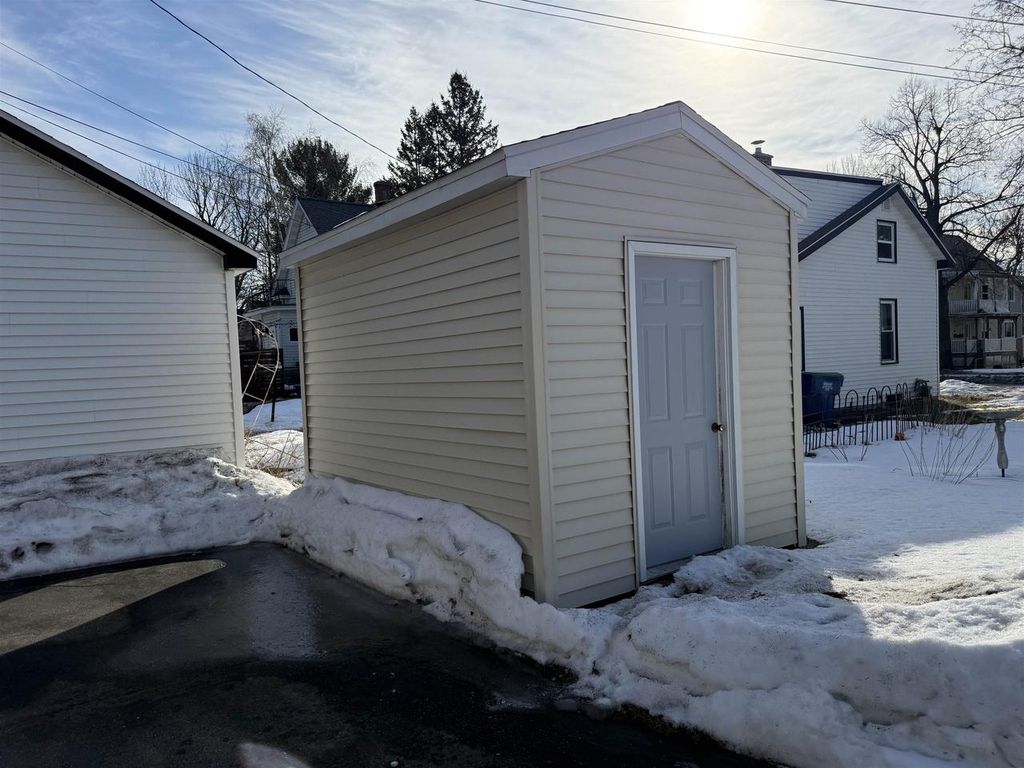 Photo of 618 E Bridge STREET, Wausau, WI 54403 (MLS # 22600600)