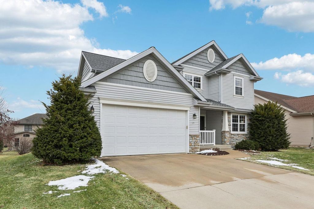 Photo of 971 Hillside WAY, Verona, WI 53593 (MLS # 2017386)