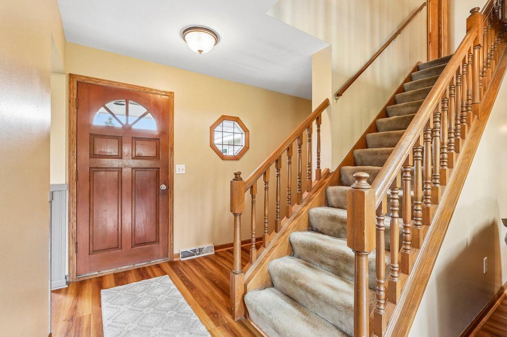 Photo of N103W17395 Whitetail RUN, Germantown, WI 53022 (MLS # 1980593)