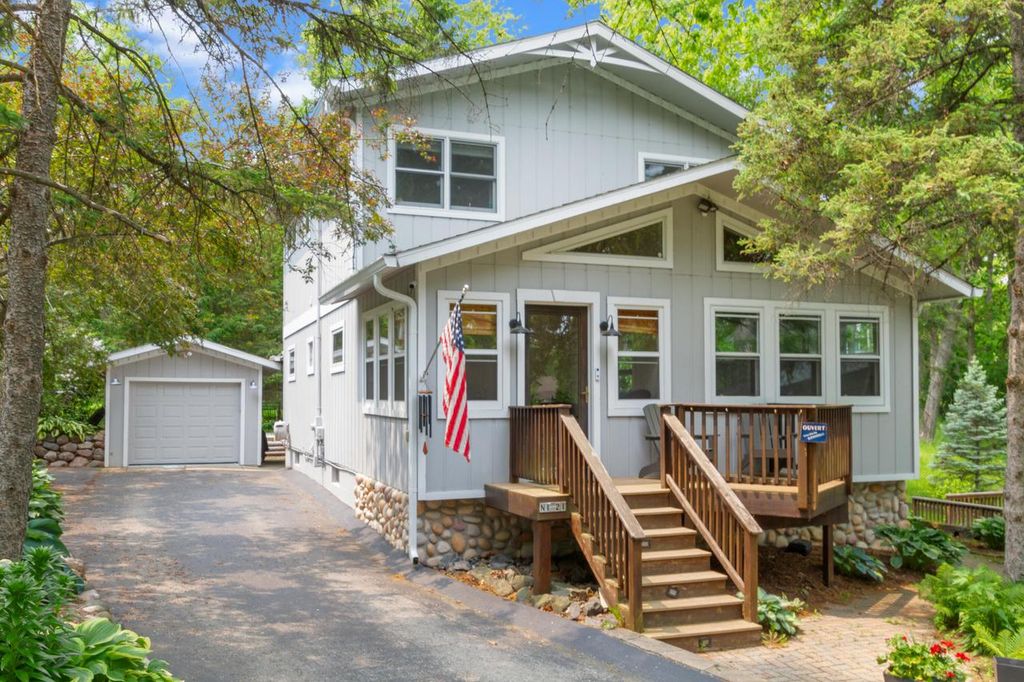 Photo of N1821 Oakland ROAD, Lake Geneva, WI 53147 (MLS # 1942525)