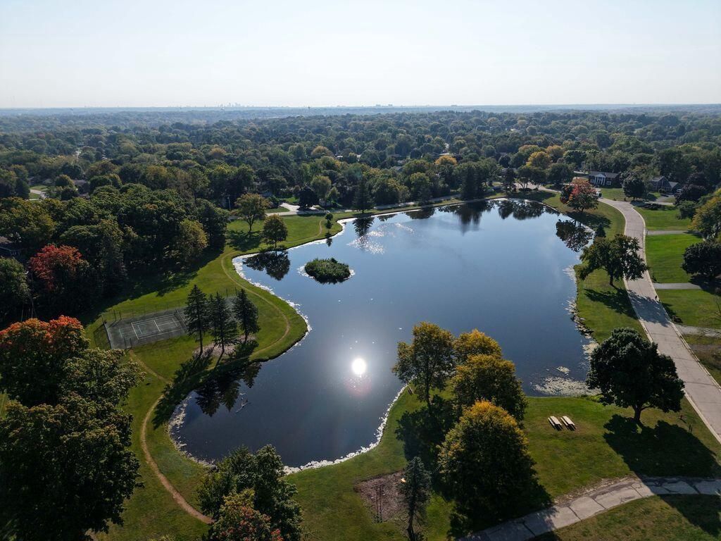 Photo of 16690 Shore Line DRIVE, Brookfield, WI 53005 (MLS # 1939652)