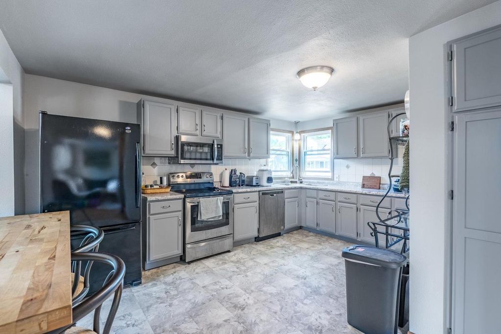 Photo of 851 Baker STREET, Wisconsin Rapids, WI 54494 (MLS # 22602319)
