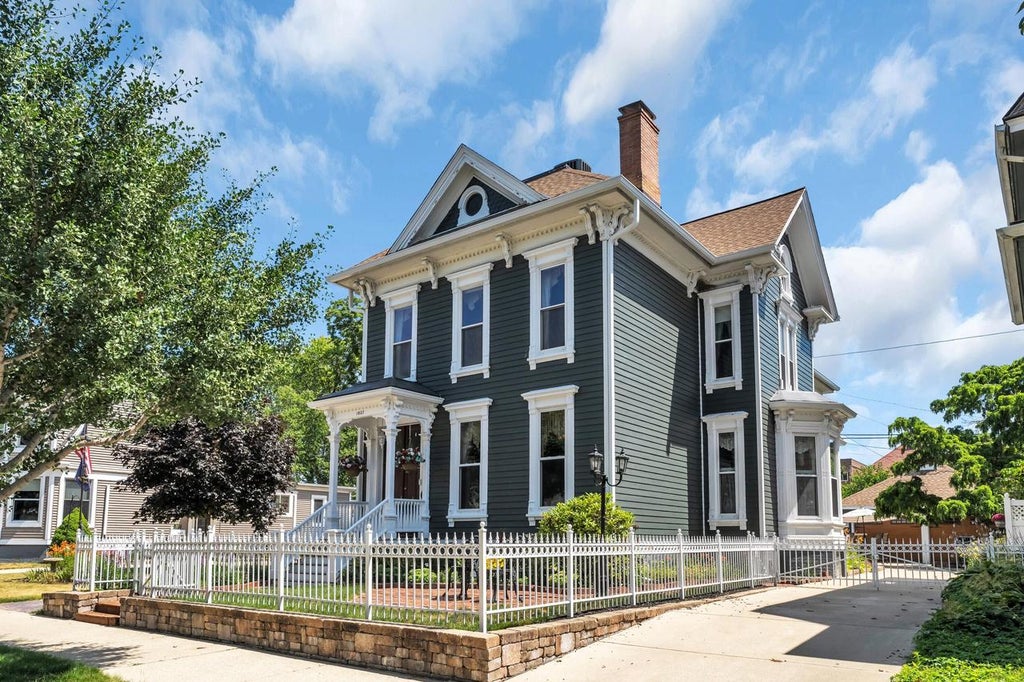 Photo of 1037 College AVENUE, Racine, WI 53403 (MLS # 1974078)