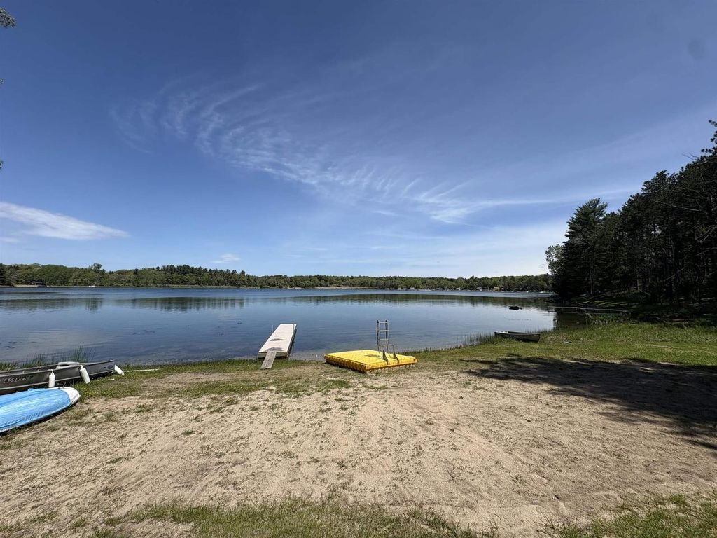 Photo of 284 S Parker Lake ROAD, Oxford, WI 53952 (MLS # 2023550)