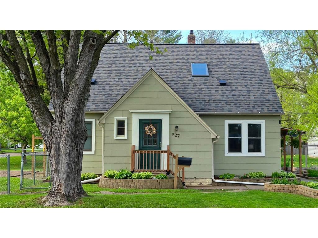 Photo of 527 W Division STREET, River Falls, WI 54022 (MLS # 7067449)