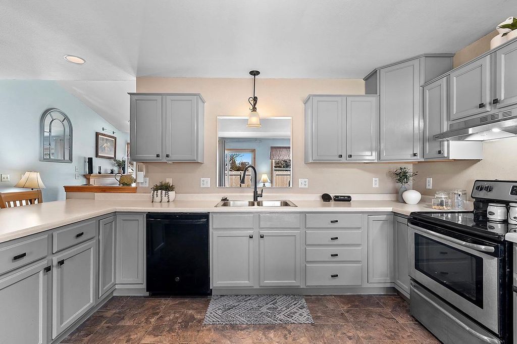 Photo of 512 Applewood DRIVE, Kimberly, WI 54136 (MLS # 50324118)