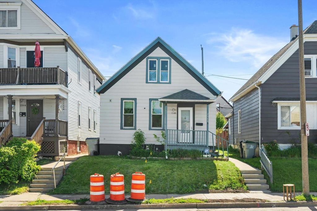 Photo of 2348 S 16th STREET, Milwaukee, WI 53215 (MLS # 1971298)