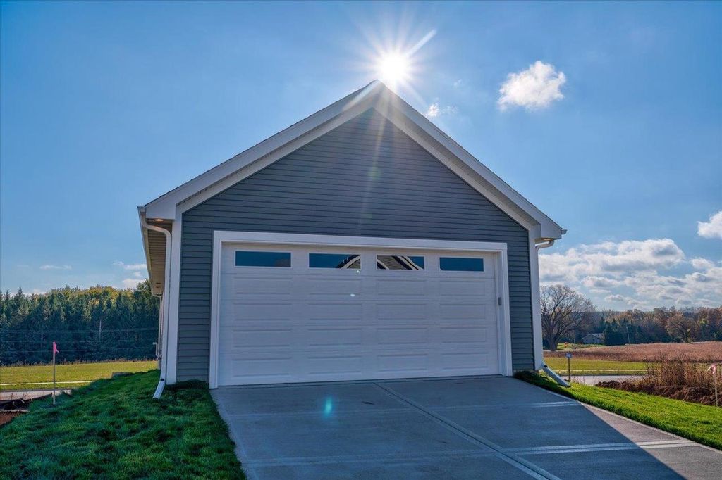 Photo of 4768 Romaine ROAD, Fitchburg, WI 53711 (MLS # 2016303)