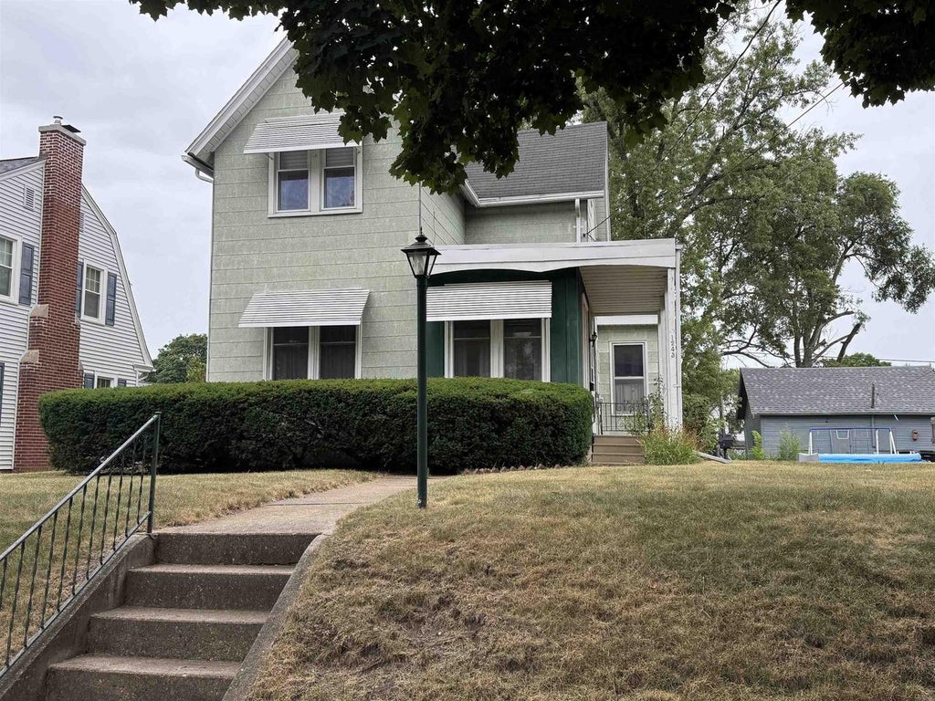 Photo of 1243 Oak STREET, Beloit, WI 53511 (MLS # 2029572)