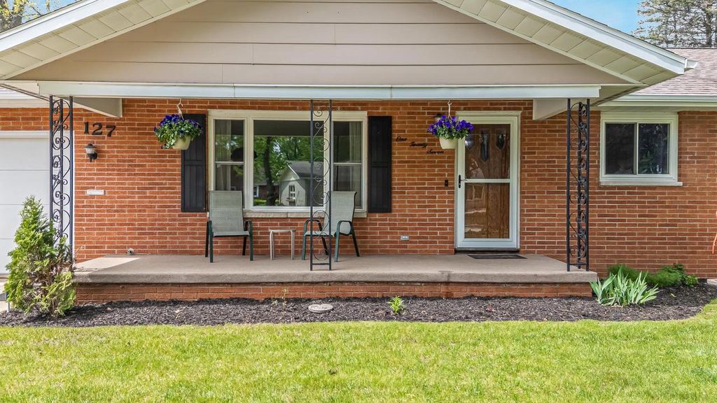 Photo of 127 N Humphrey CIRCLE, Shawano, WI 54166 (MLS # 50325803)