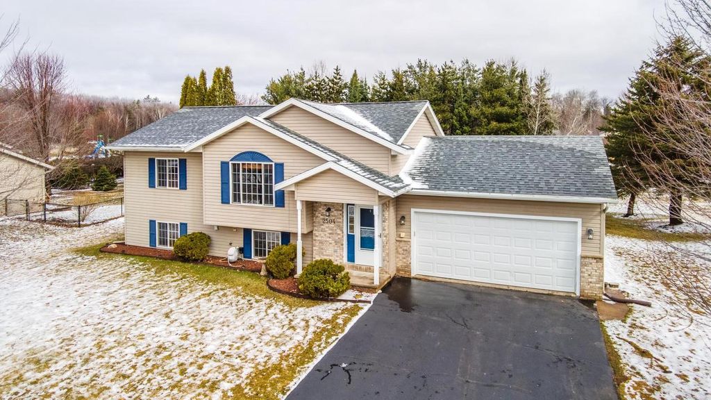 Photo of 2504 Country Creek LANE, Weston, WI 54476 (MLS # 22601316)