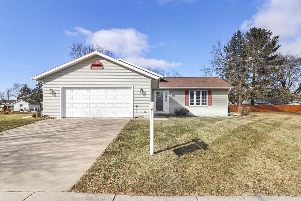 Photo of 533 Lewellen STREET, Marshall, WI 53559 (MLS # 2015881)