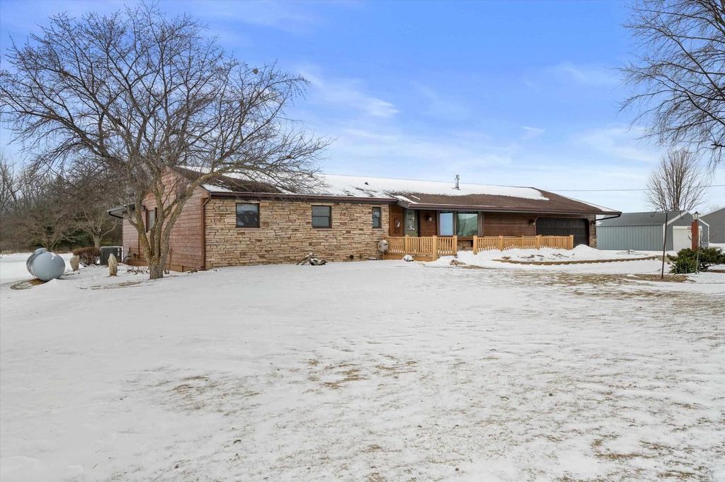 Photo of 1110 S Allen ROAD, Green Bay, WI 54311 (MLS # 50320675)