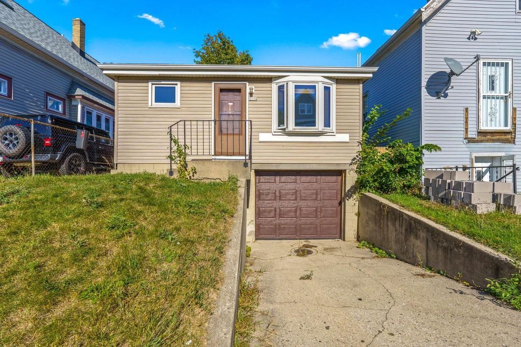 Photo of 2114 W Vilter STREET, Milwaukee, WI 53204 (MLS # 1938652)