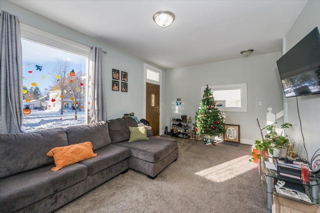 Photo of 1924 Banks AVENUE, Superior, WI 54880 (MLS # 6123249)