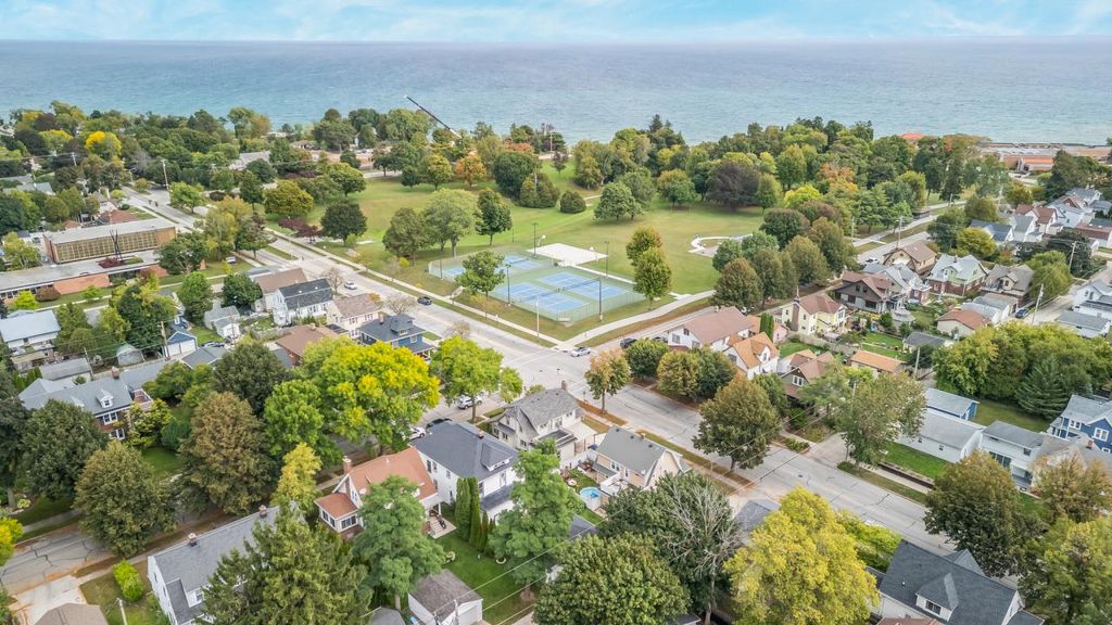 Photo of 309 Park AVENUE, Sheboygan, WI 53081 (MLS # 1936864)