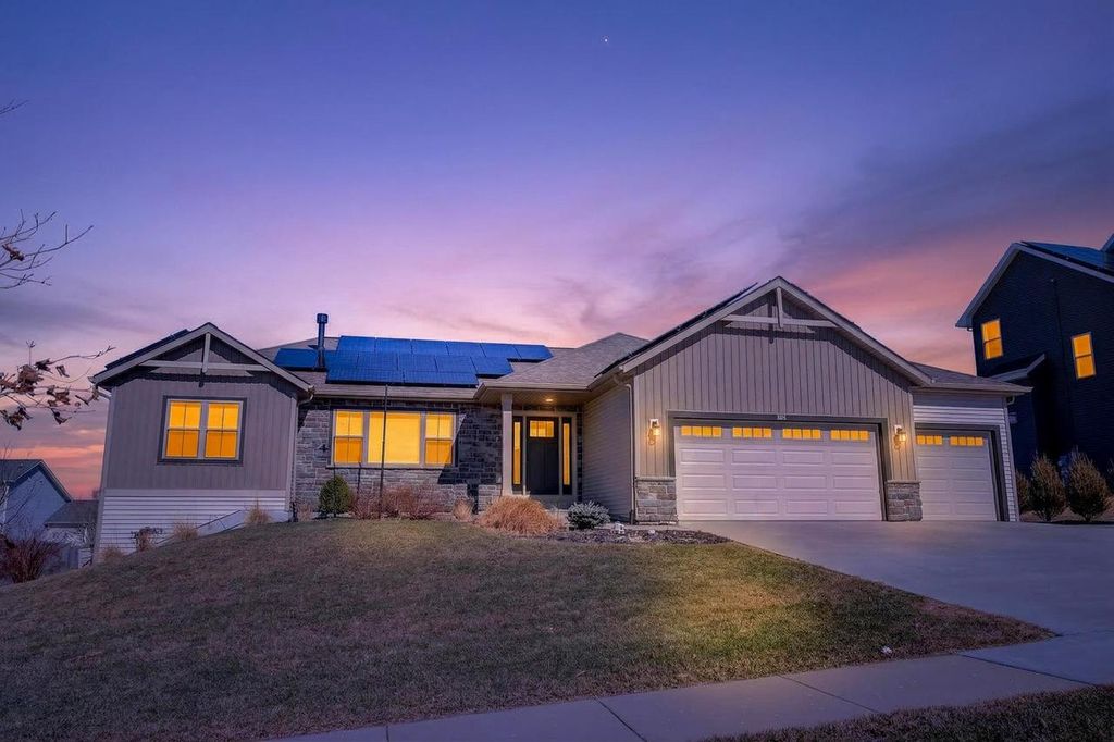 Photo of 408 Saratoga DRIVE, Johnson Creek, WI 53038 (MLS # 2017594)