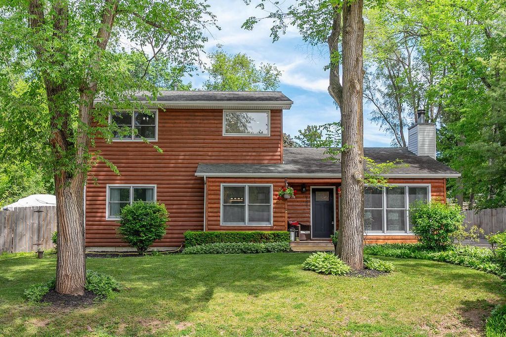 Photo of W160 Lilac AVENUE, Genoa City, WI 53128 (MLS # 1961429)
