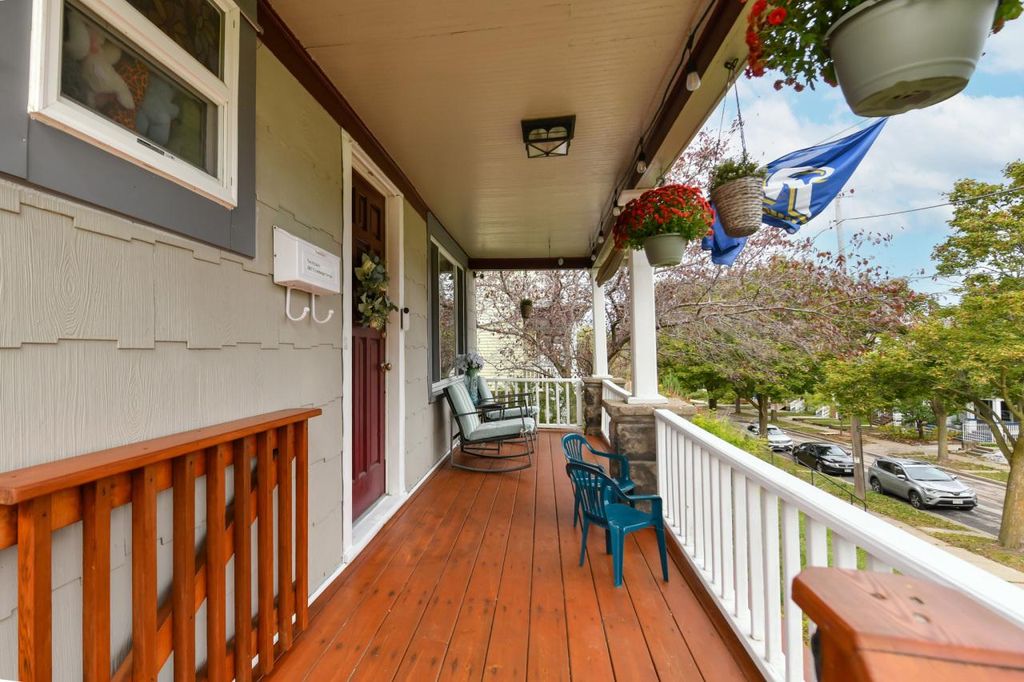 Photo of 2867 S Linebarger TERRACE, Milwaukee, WI 53207 (MLS # 1939325)