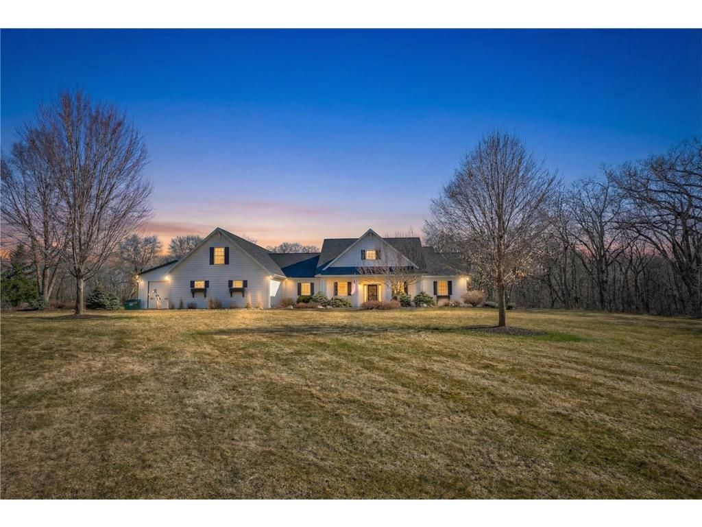 Photo of 877 Yellowstone TRAIL, Hudson, WI 54016 (MLS # 7045697)