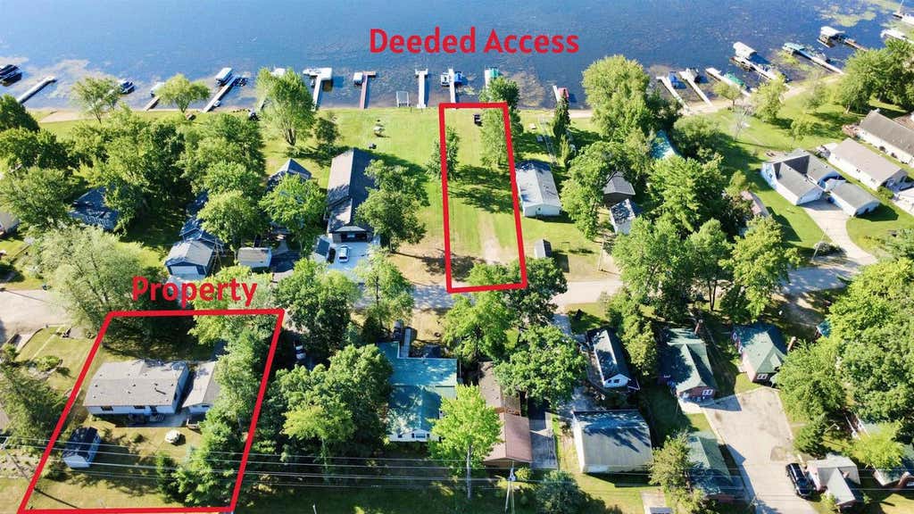 Photo of W6028 N Bay CIRCLE, Shawano, WI 54166 (MLS # 22603598)