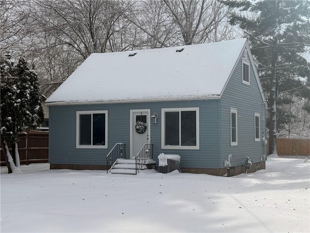 Photo of 2607 Crescent STREET, Eau Claire, WI 54703 (MLS # 1597561)