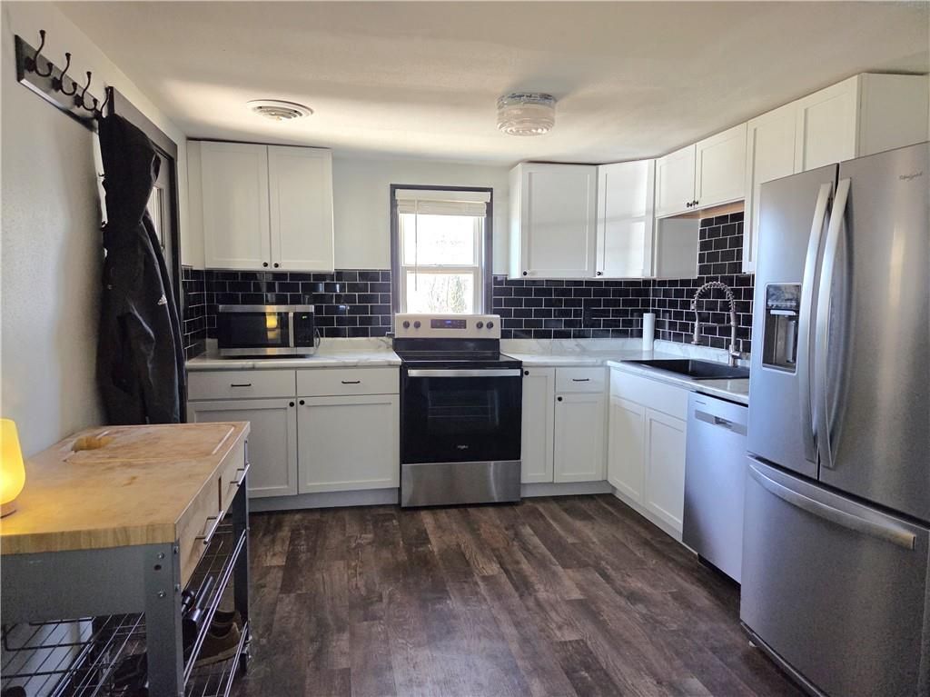 Photo of 459 Woodward AVENUE, Chippewa Falls, WI 54729 (MLS # 1597089)