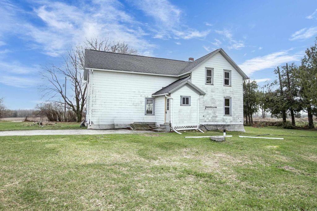 Photo of W5136 Brusewitz ROAD, Black Creek, WI 54106 (MLS # 50323956)