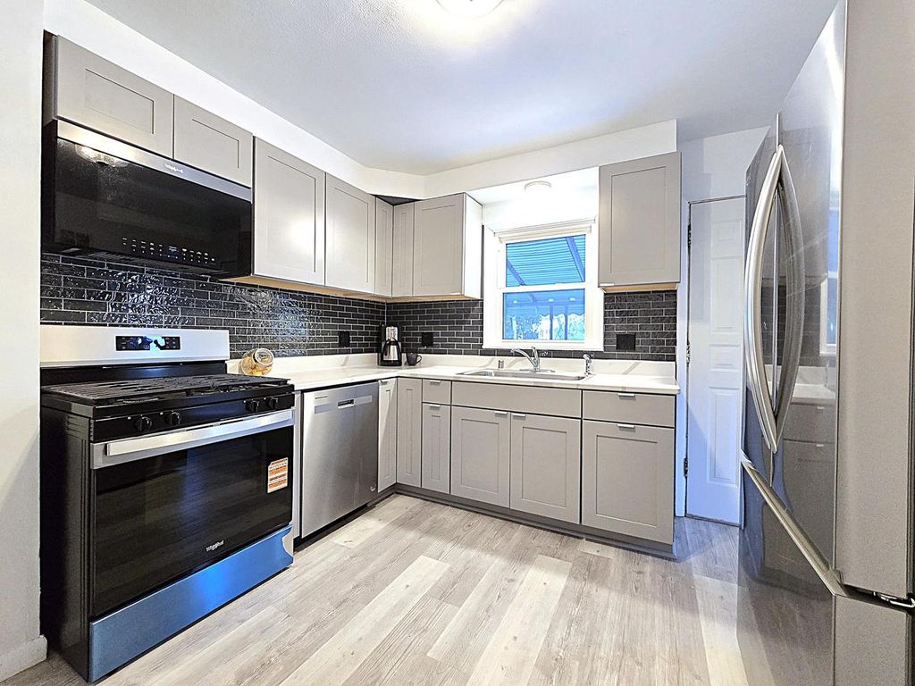 Photo of 2224 W Rohr AVENUE, Milwaukee, WI 53209 (MLS # 1947471)