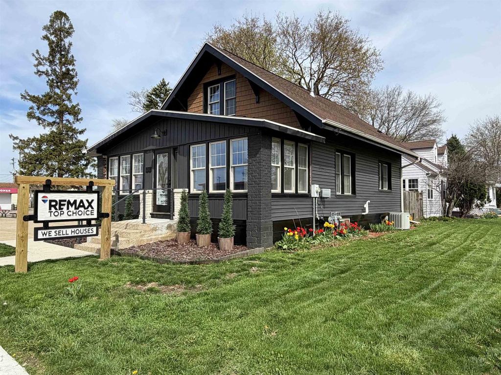 Photo of 1702 W Court STREET, Janesville, WI 53548 (MLS # 2021292)
