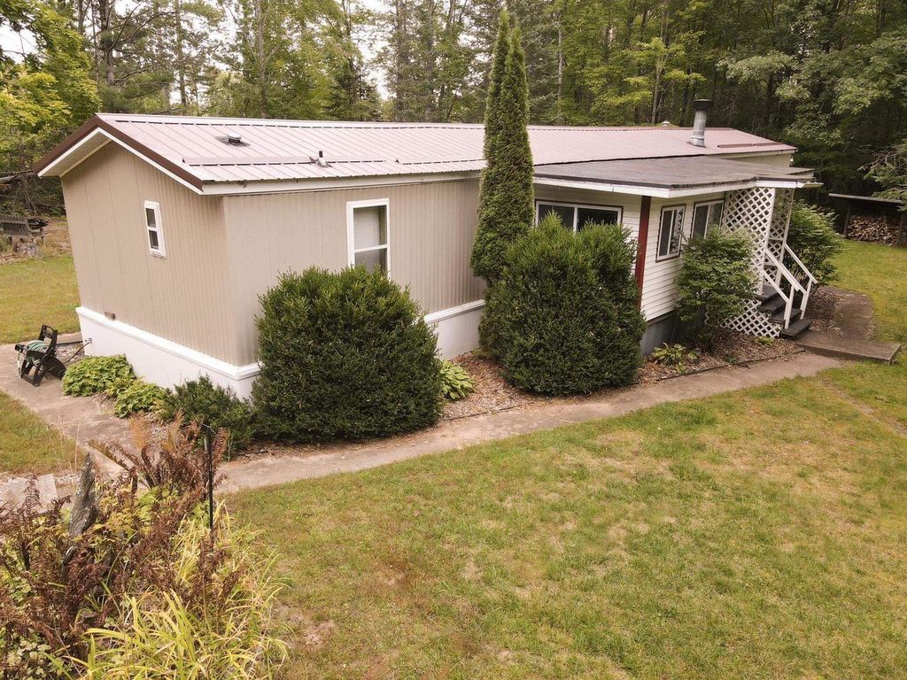 Photo of 12535 Belvadeer LANE, Suring, WI 54174 (MLS # 50314909)