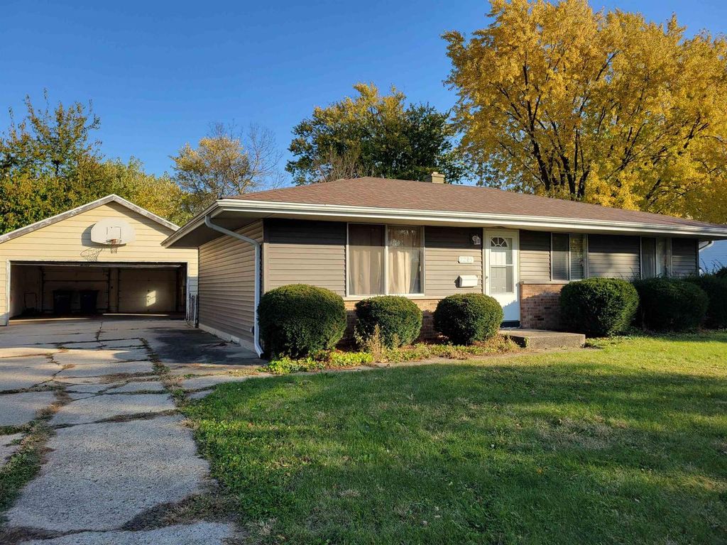Photo of 2205 S Palm STREET, Janesville, WI 53546 (MLS # 2012082)
