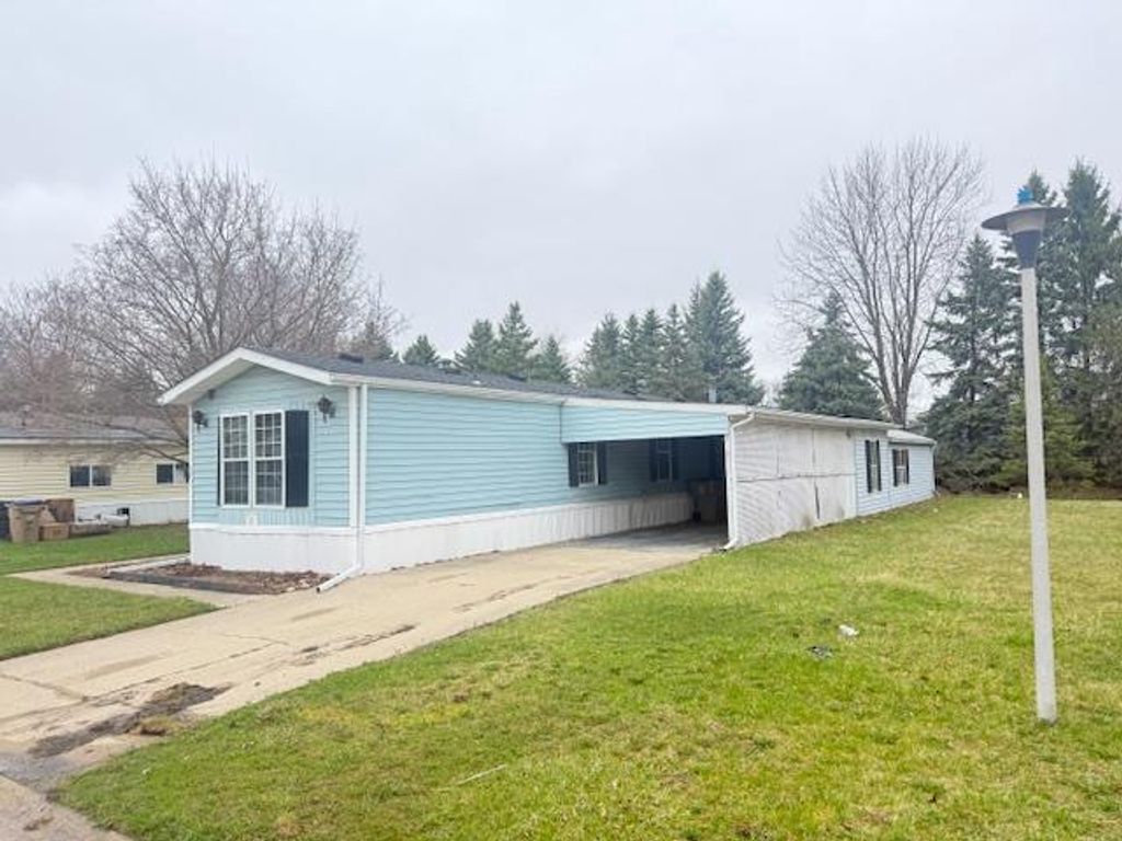 Photo of 7801 88th STREET #171, Pleasant Prairie, WI 53158 (MLS # 2020372)