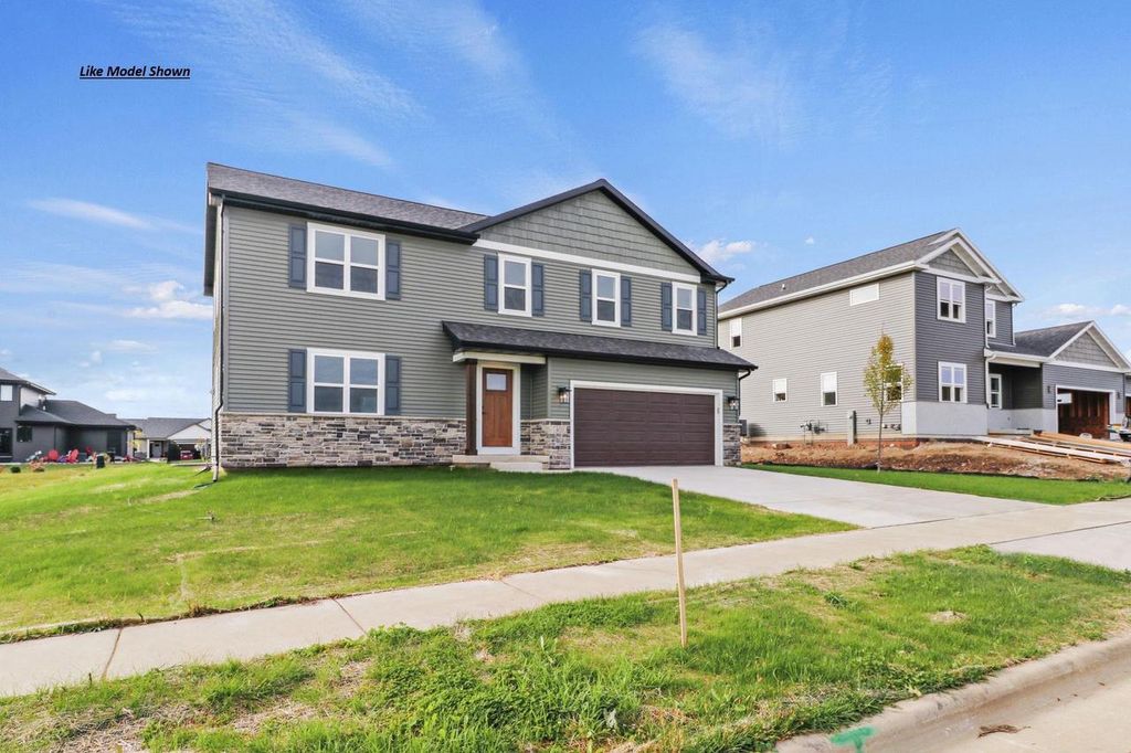 Photo of 208 Michelle LANE, Cottage Grove, WI 53527 (MLS # 2017172)