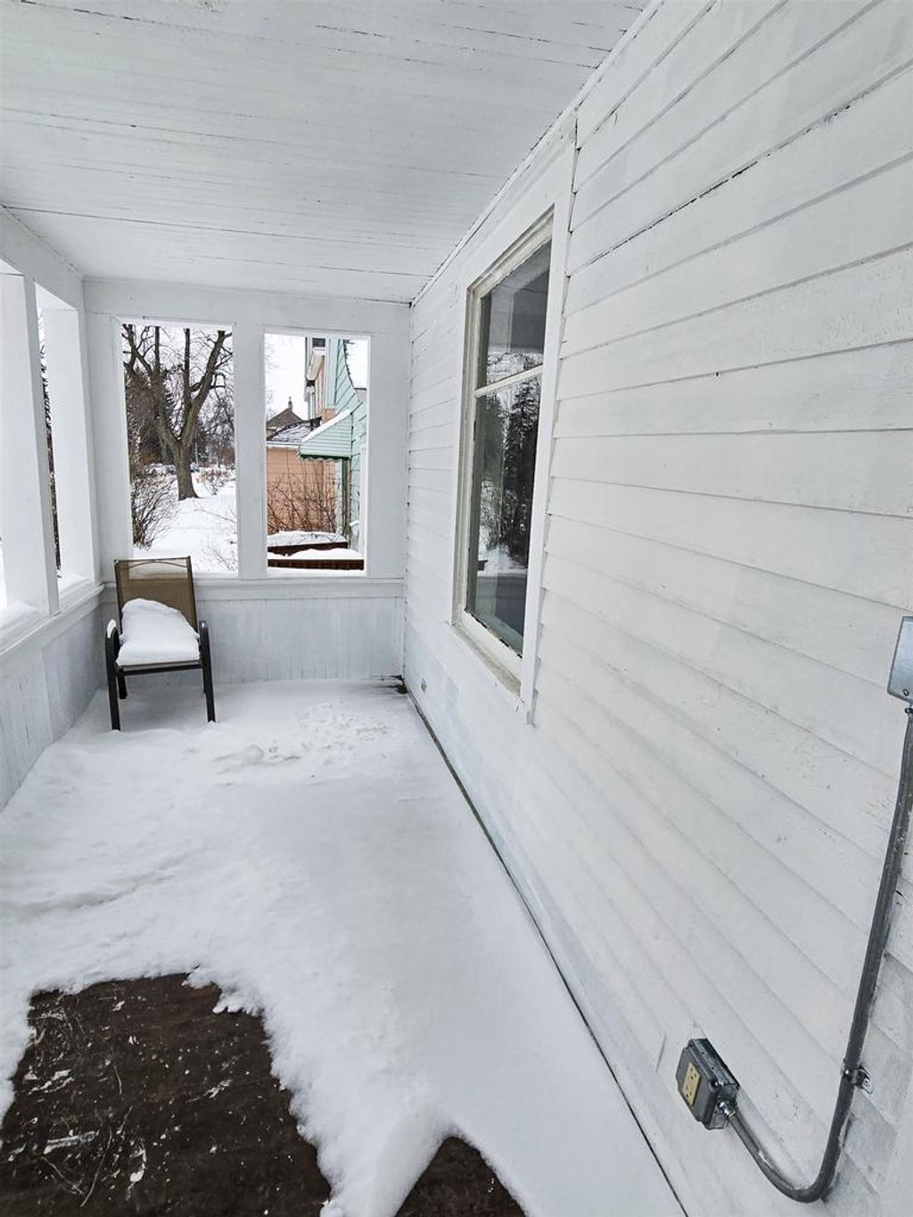Photo of 1015 Weeks AVENUE, Superior, WI 54880 (MLS # 6123109)