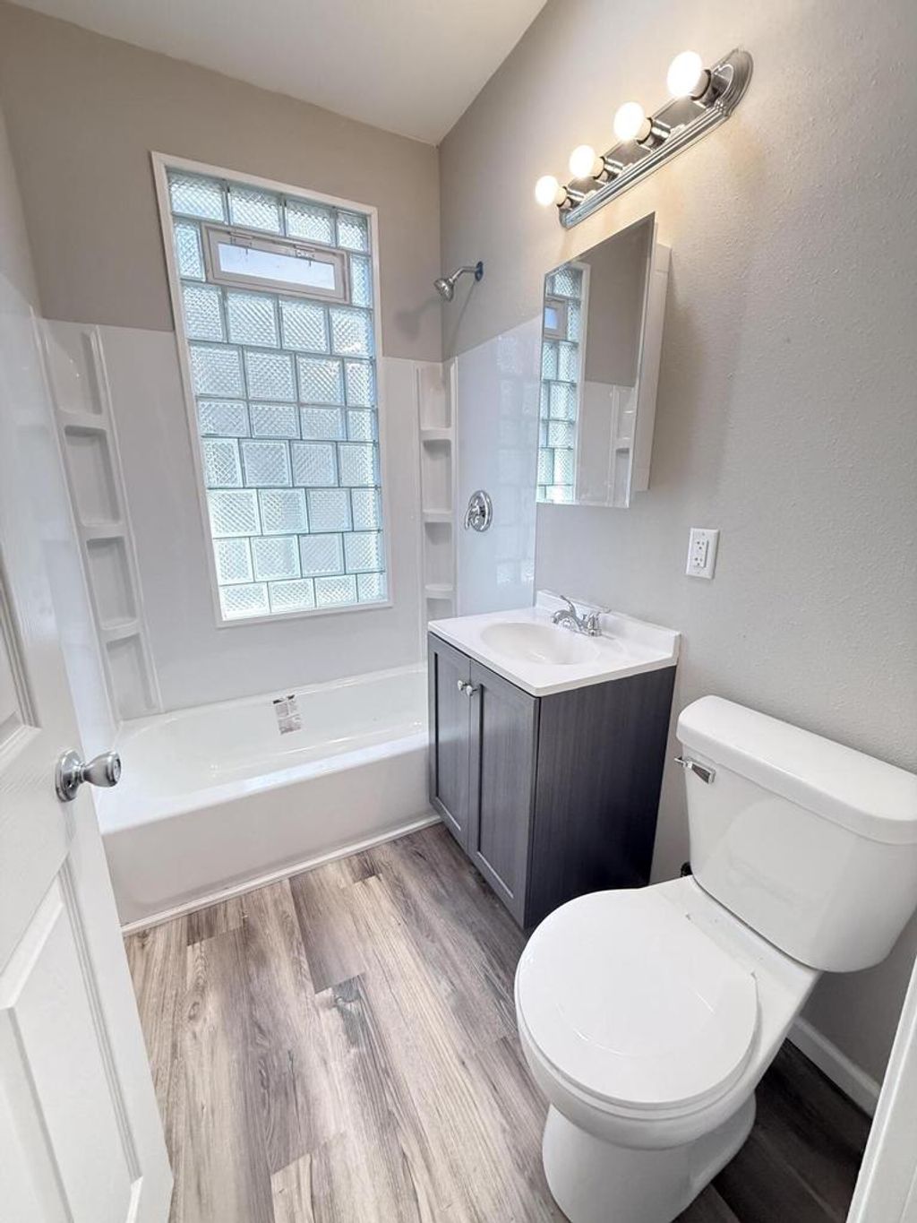 Photo of 3641 N Port Washington AVENUE, Milwaukee, WI 53212 (MLS # 1963045)