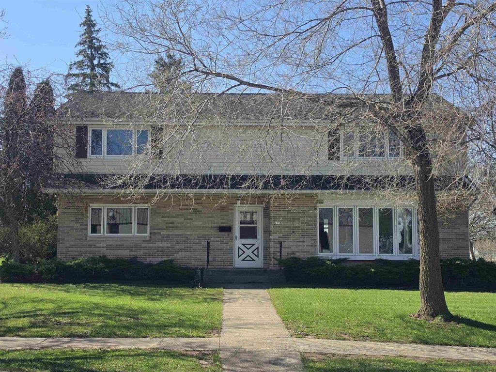 Photo of 239 W Water STREET, Brillion, WI 54110 (MLS # 50324315)