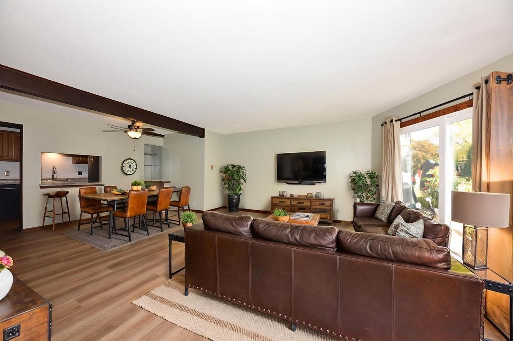 Photo of W169N11540 Biscayne DRIVE #3, Bldg 9, Germantown, WI 53022 (MLS # 1941697)