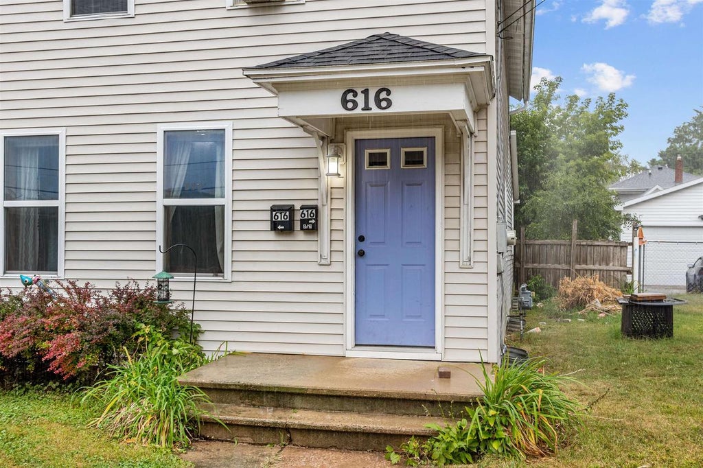 Photo of 616 N Division STREET, Appleton, WI 54911 (MLS # 50334061)
