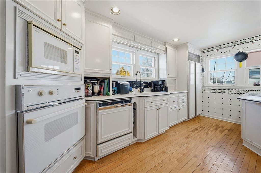 Photo of 127 W Lincoln AVENUE, Fall Creek, WI 54742 (MLS # 1598027)