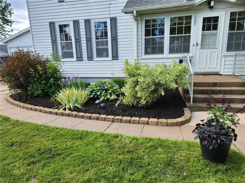 Photo of 127 W Lincoln AVENUE, Fall Creek, WI 54742 (MLS # 1598027)