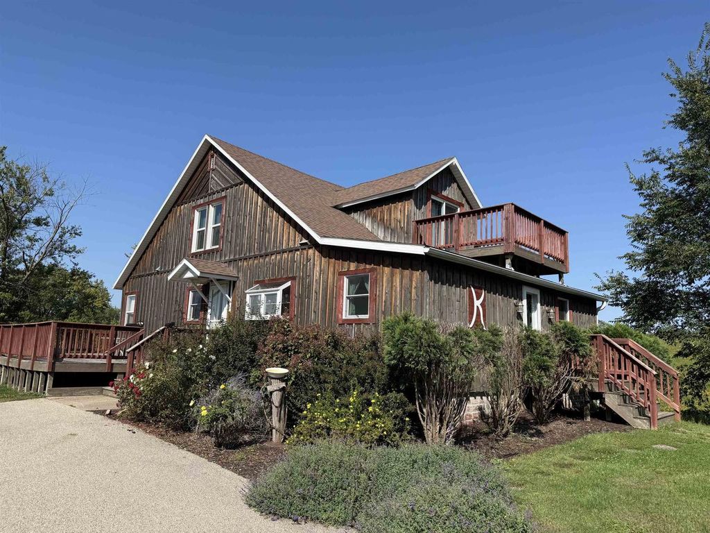 Photo of 33759 Cottontail LANE, Wauzeka, WI 53826 (MLS # 2022246)