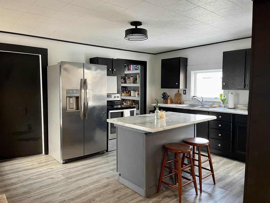 Photo of 705 W North Water STREET, New London, WI 54981 (MLS # 50319781)