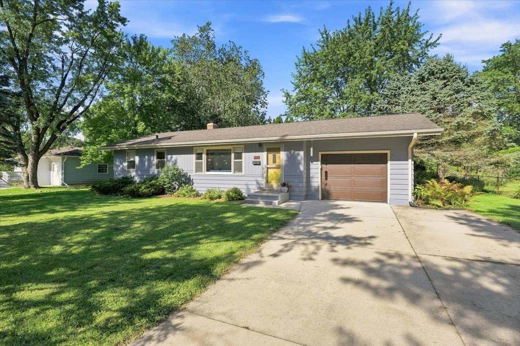 Photo of 2010 Cameron DRIVE, Madison, WI 53711 (MLS # 2030525)